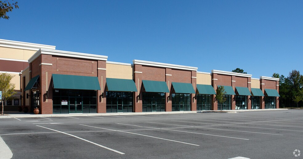 Primary Photo Of 744 SW Greenville Blvd, Greenville Freestanding For Lease