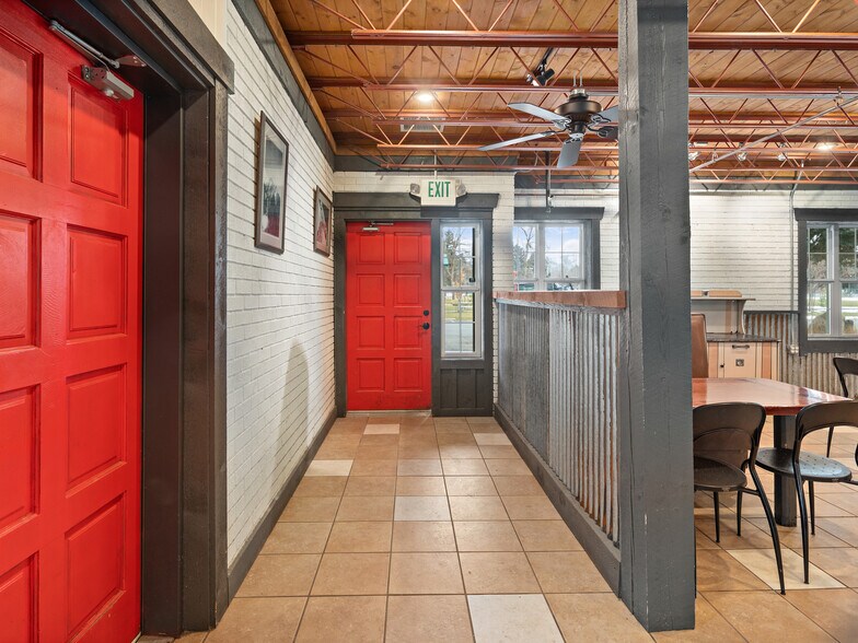 More Photos Of 235 S 7400 E, Huntsville Restaurant For Sale