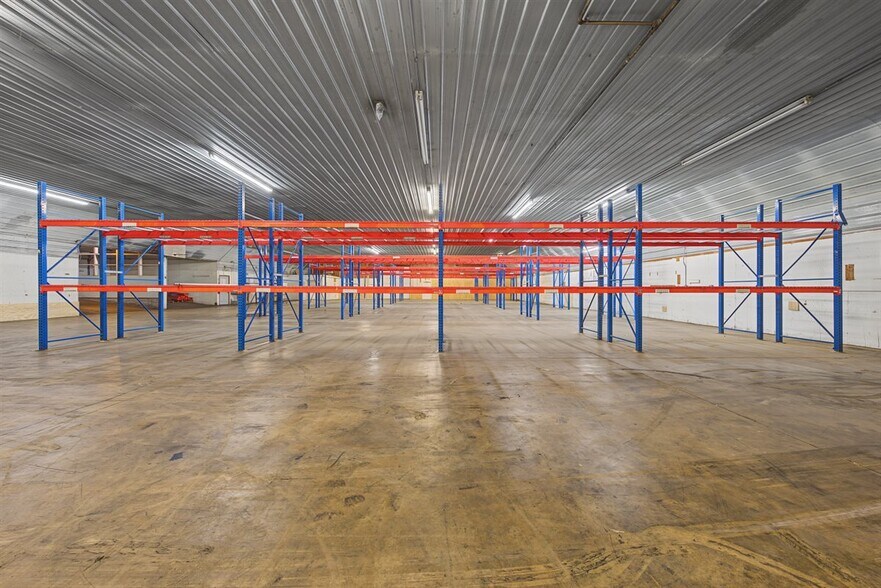More Photos Of 211 Toro Rd, Tomah Warehouse For Lease