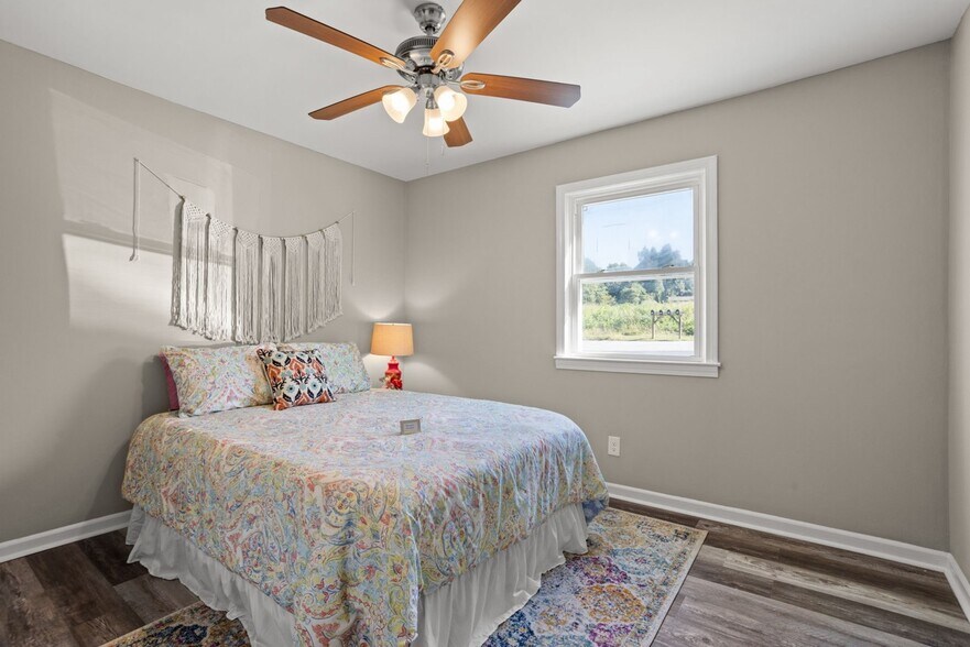 More Photos Of 110-118 Greenforest Cir, Liberty Apartments For Sale