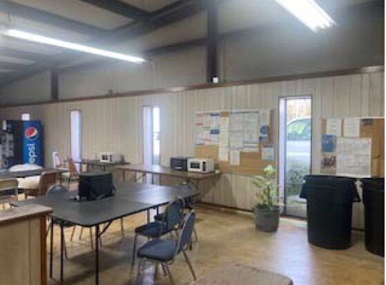 More Photos Of 471 County Road 740, Dumas Warehouse For Lease