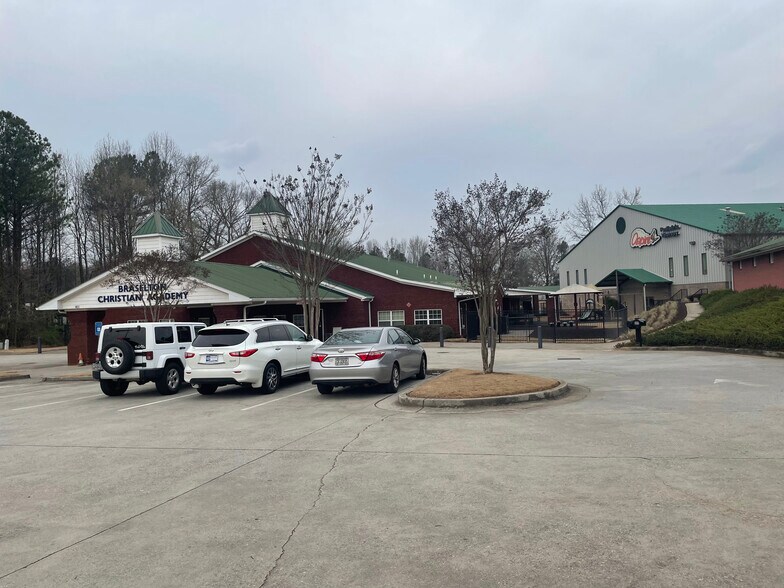 Primary Photo Of 401 Zion Church Rd, Braselton Sports And Entertainment For Lease