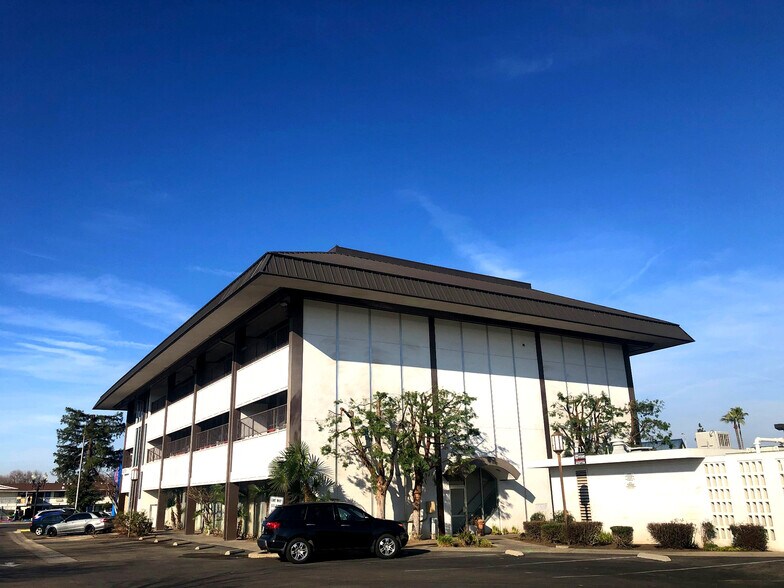 More Photos Of , Fresno Office For Sale