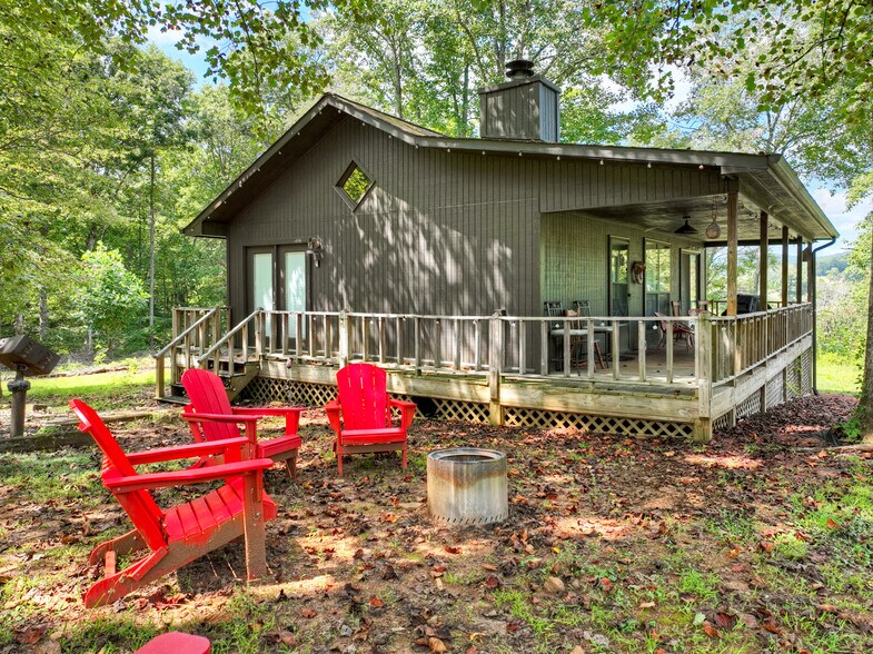 More Photos Of 77 Alpine Way, Blairsville Hotel For Sale