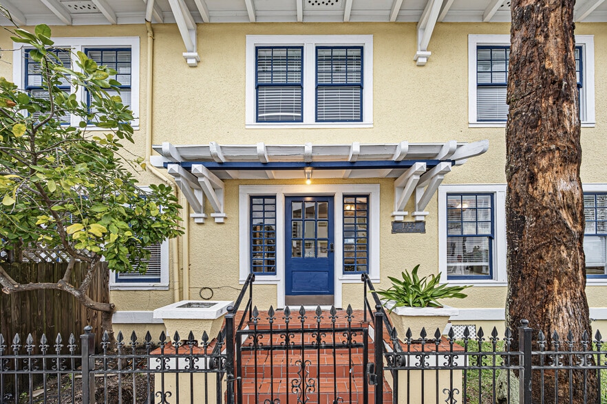 More Photos Of 1723 25th St, Galveston Hospitality For Sale
