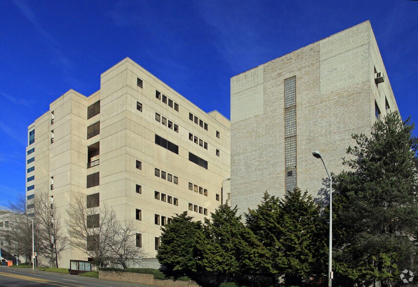 More Photos Of 1124 Columbia St, Seattle Medical For Lease