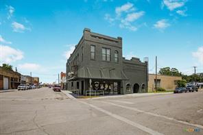 Primary Photo Of 123 W May St, Yoakum Restaurant For Sale