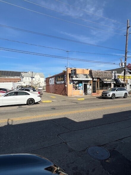 More Photos Of 3517 Federal St, Camden Storefront For Sale