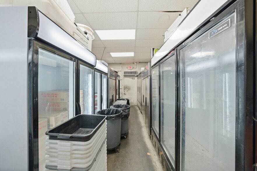 More Photos Of 17961 Sky Park Cir, Irvine Light Manufacturing For Lease