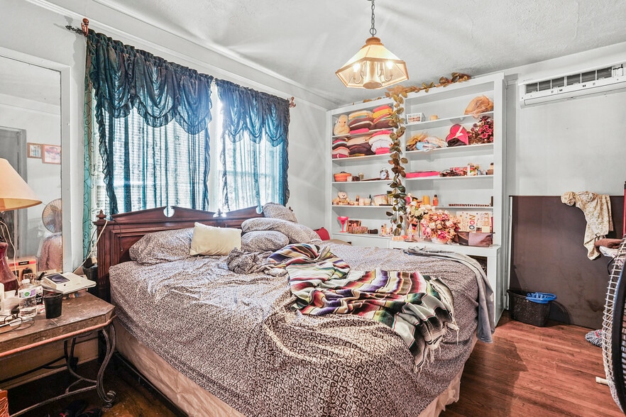 More Photos Of 1207 E Rio Grande Ave, El Paso Multifamily For Sale