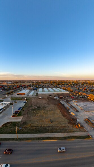 More Photos Of 1791 SW 34th St, Moore Land For Lease