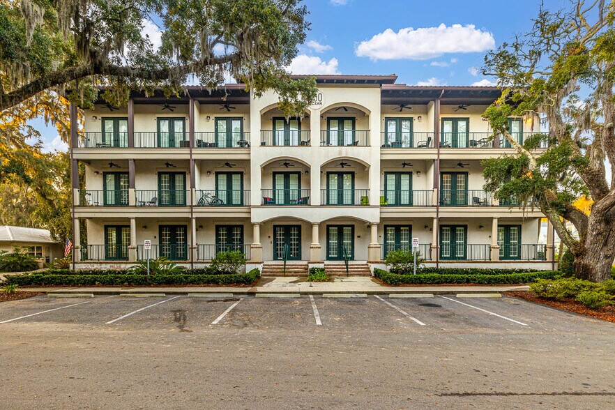 More Photos Of 400 Ocean Blvd, Saint Simons Island Office Residential For Lease