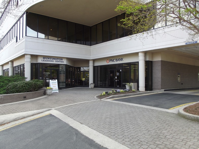 More Photos Of 1135 Kildaire Farm Rd, Cary Office For Lease