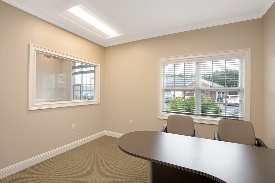 More Photos Of 416 Pirkle Ferry Rd, Cumming Office Residential For Sale