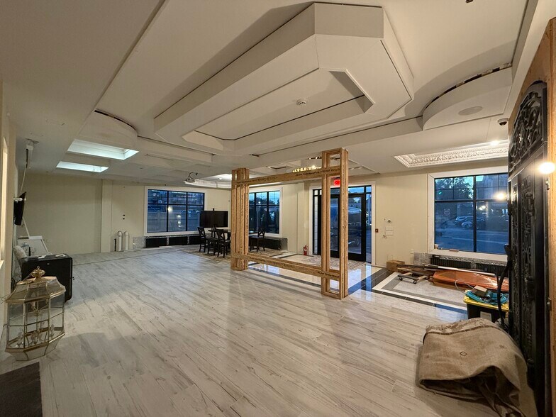 More Photos Of 342 Post Ave, Westbury Office For Lease