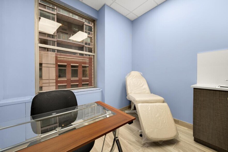 More Photos Of 125 Maiden Ln, New York Medical For Lease