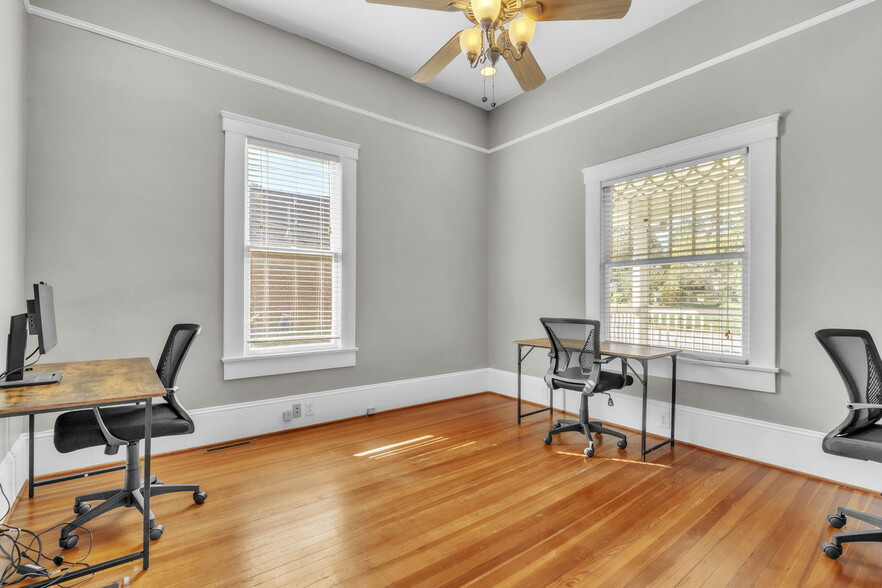 More Photos Of 408 N Main St, Greer Office For Sale