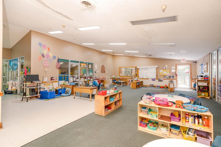 More Photos Of 2081 Mesa Valley Way, Austell Specialty For Sale