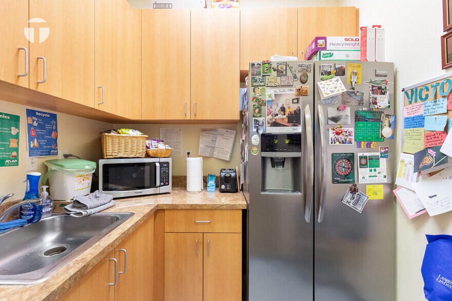 More Photos Of 1231 I St, Sacramento Office For Sale