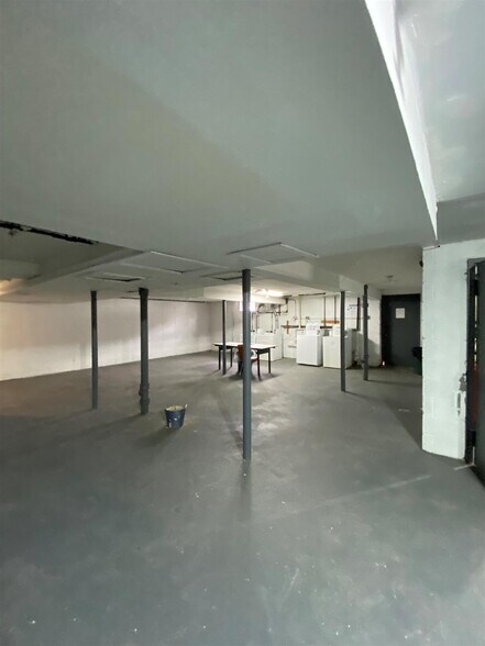 More Photos Of 646-662 Port Richmond Ave, Staten Island Multifamily For Sale