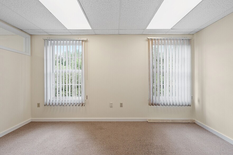 More Photos Of 233 Ayer Rd, Harvard Medical For Lease