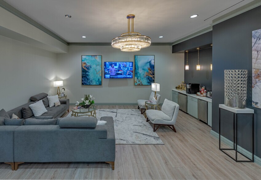 More Photos Of 13131 Dairy Ashford Rd, Sugar Land Office For Sale