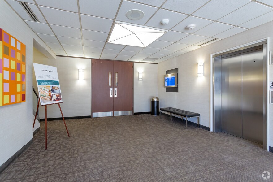 More Photos Of 3109 Poplarwood Ct, Raleigh Office For Lease
