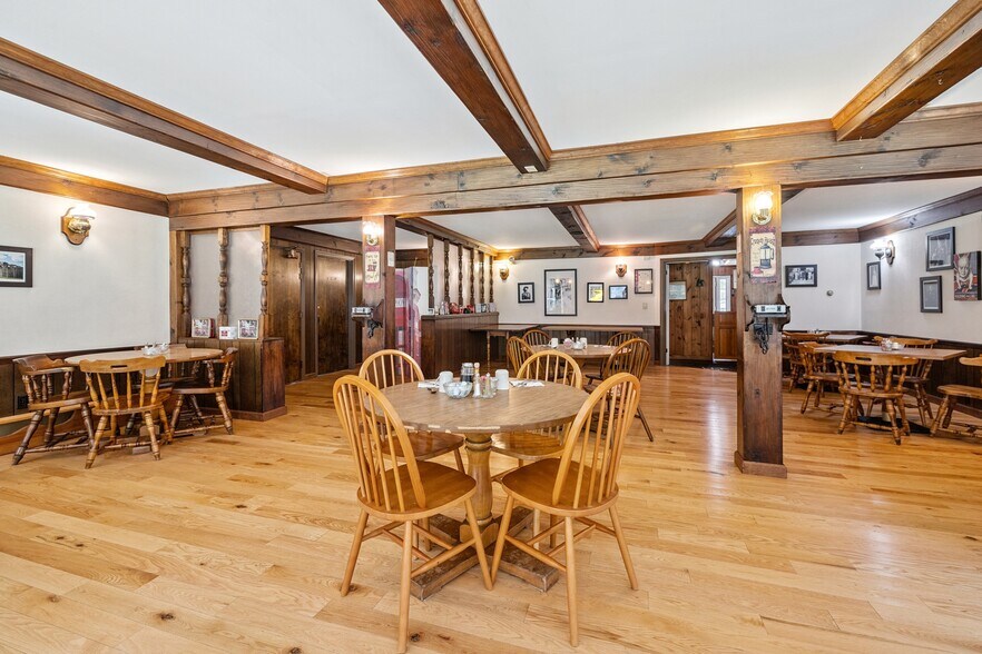 More Photos Of 344 Vt Route 100, West Dover Hotel For Sale