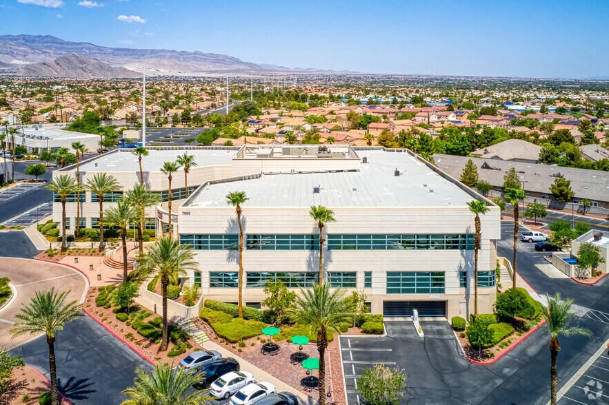 More Photos Of 7690 W Cheyenne Ave, Las Vegas Office For Sale