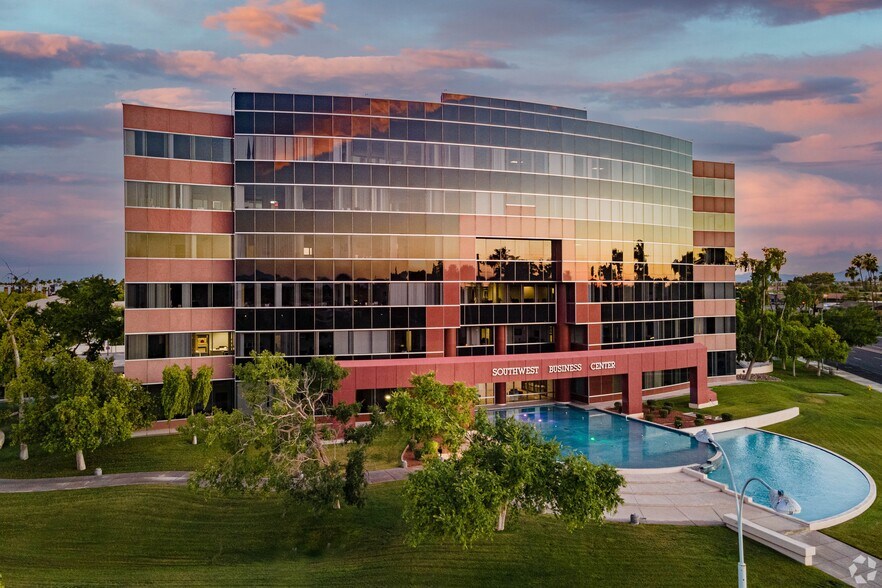 More Photos Of 4500 S Lakeshore Dr, Tempe Coworking Space