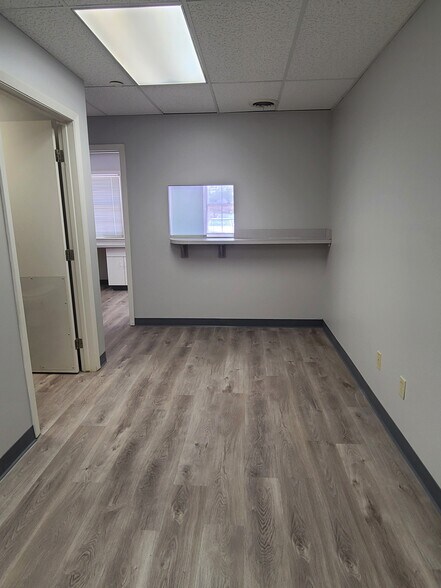More Photos Of 4859 Dover Center Rd, North Olmsted Medical For Lease