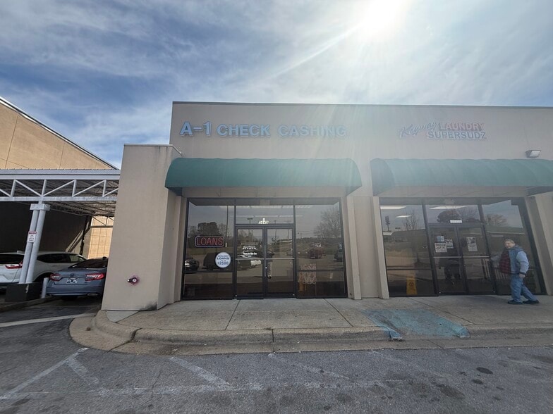 More Photos Of 5649 Ms-25, Brandon Freestanding For Lease