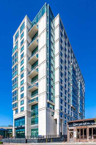 More Photos Of 695 Anderson Ave, Cliffside Park Apartments For Lease