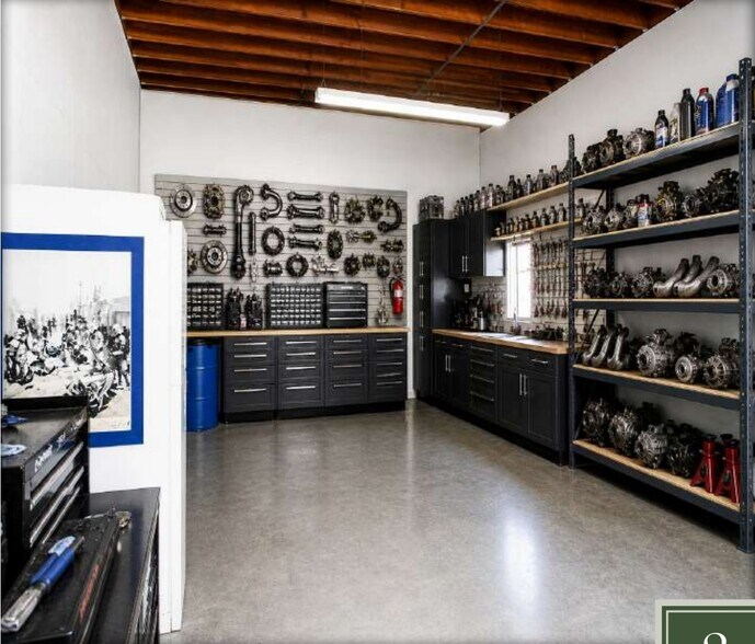 More Photos Of 2241 S Vermont Ave, Los Angeles Storefront For Sale