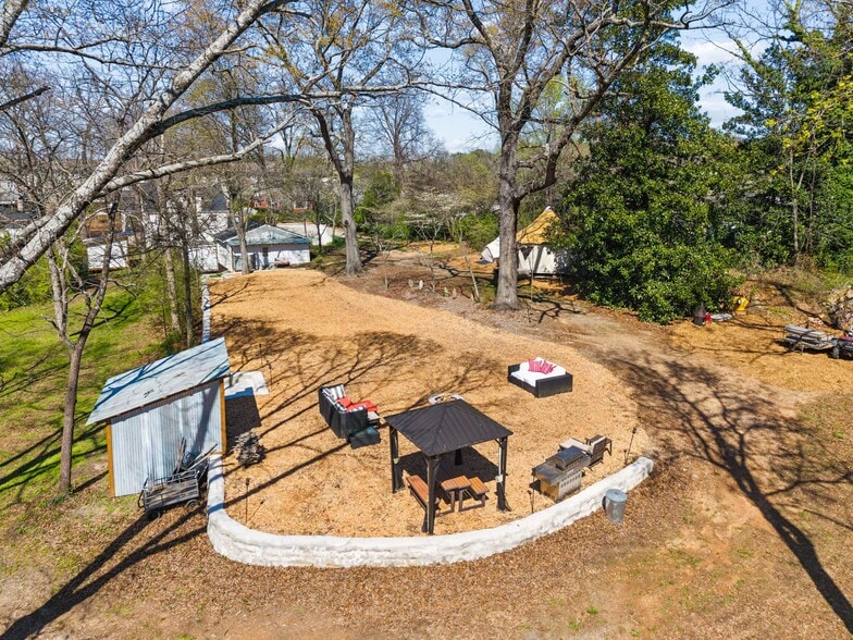 More Photos Of 1860 Penelope Rd NW, Atlanta Hospitality For Sale