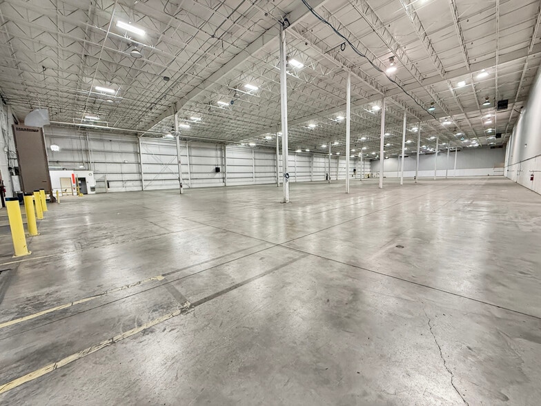 More Photos Of 1000 S Saint Charles St, Jasper Warehouse For Lease
