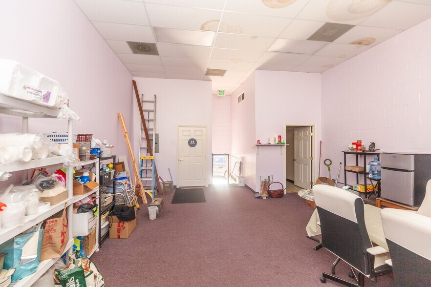 More Photos Of 6729 Greenleaf Ave, Whittier Restaurant For Sale