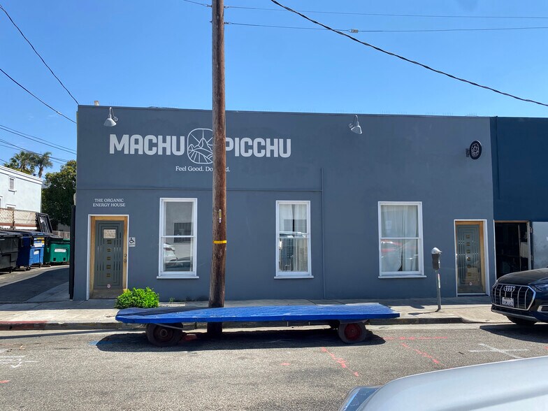 More Photos Of 2301-2309 Main St, Santa Monica Storefront Retail Office For Lease