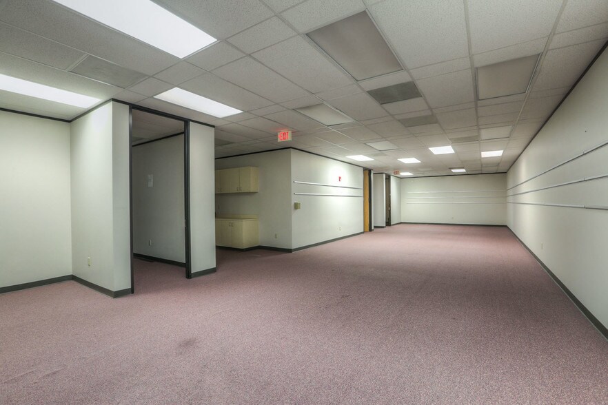 More Photos Of 1115 Gemini St, Houston Loft Creative Space For Lease