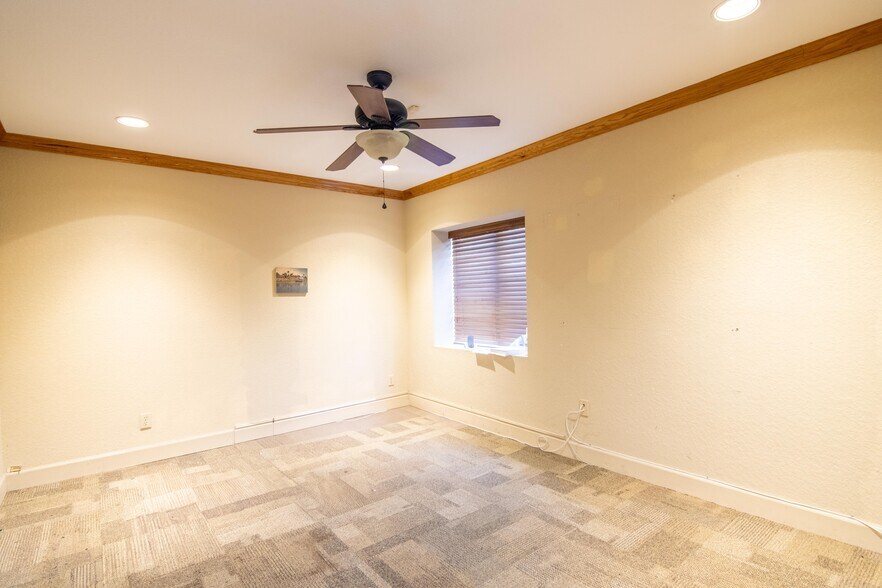 More Photos Of 757 Arlington Ave N, Saint Petersburg Office For Sale