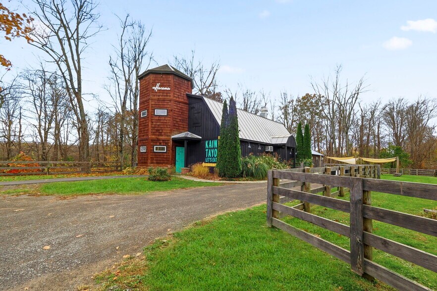 More Photos Of 5125 Route 209, Accord Restaurant For Sale