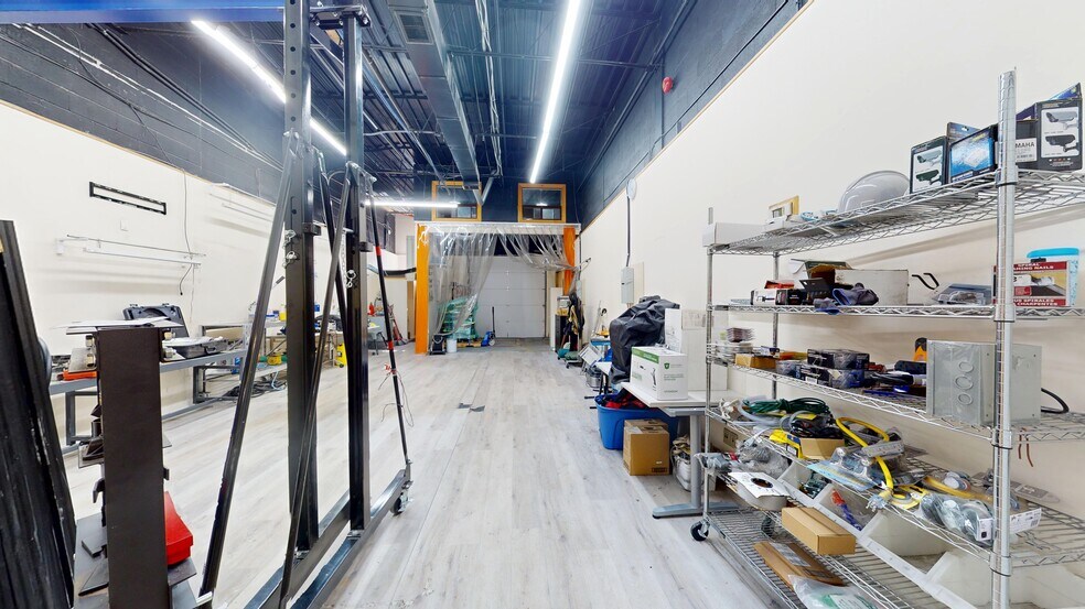 More Photos Of 151 Esna Park Dr, Markham Service For Sale