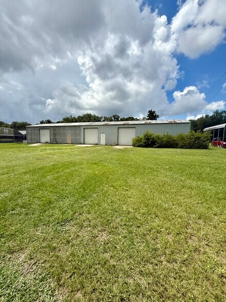 More Photos Of 33322 County Road 437, Sorrento Specialty For Sale
