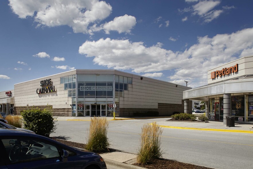 More Photos Of 280 Commons Dr, Chicago Ridge Unknown For Lease