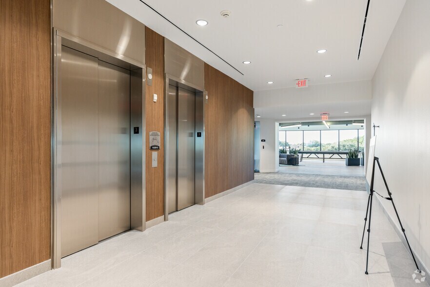 More Photos Of 1801 Alma Dr, Plano Office For Lease