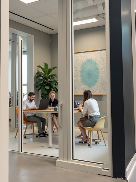 More Photos Of 2011 Magazine St, New Orleans Coworking Space