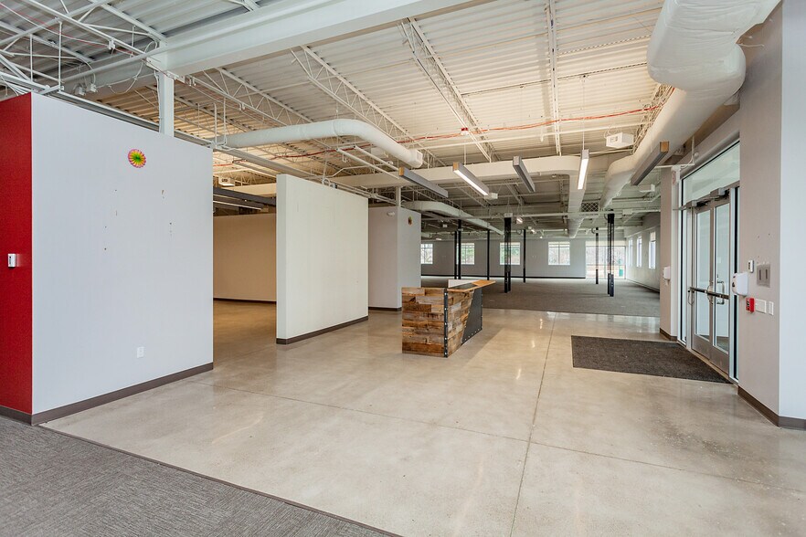 More Photos Of 8700 Crescent Chase, Johnston Office For Lease