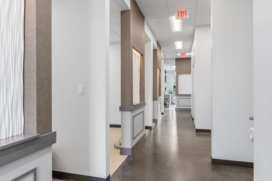 More Photos Of 18389 Orchard Trl, Lakeville Medical For Lease