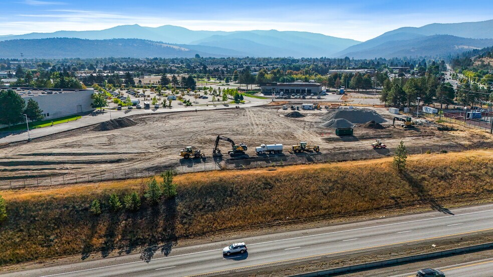 More Photos Of 22421 E Appleway Ave, Liberty Lake Light Manufacturing For Lease