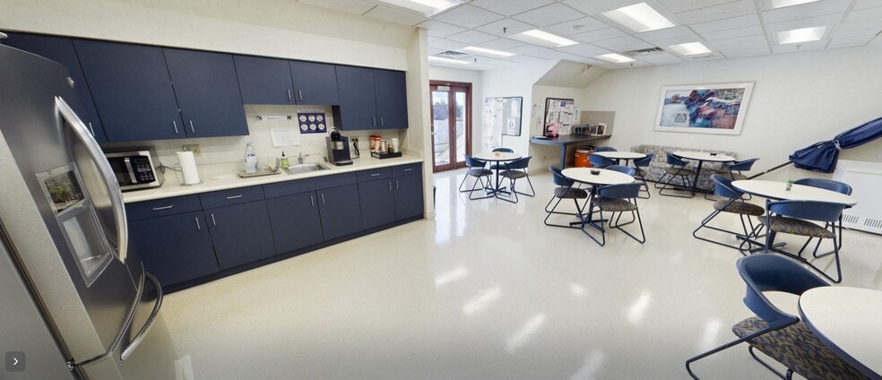 More Photos Of 1001 S Randall Rd, Elgin Office For Lease